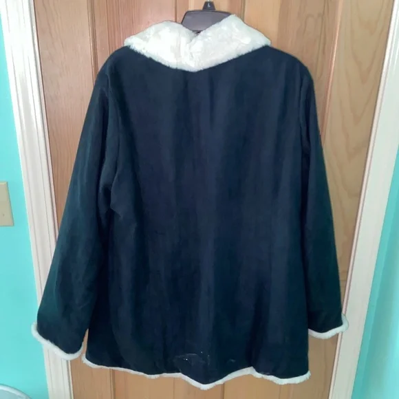 NWOT! Coldwater Creek Coat - Large - Picture 3 of 4